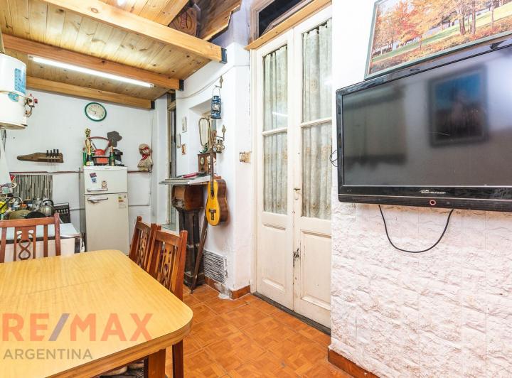 Venta PH 3 Ambientes con Local en Avellaneda 4