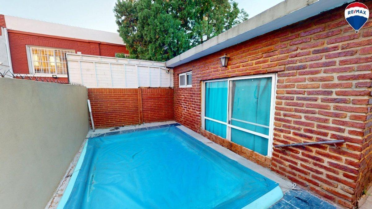 Venta Casa 3 Amb Cochera Quincho Pileta Avellaneda 4