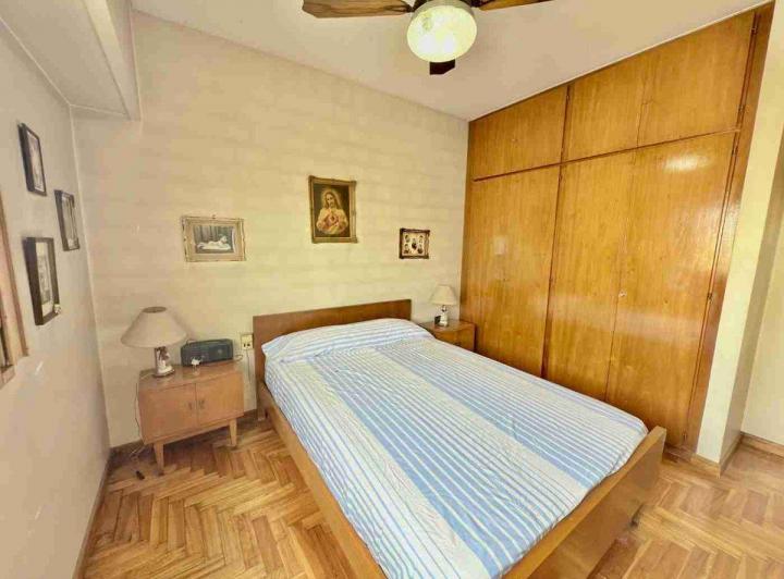 DEPARTAMENTO 4 AMBIENTES CON SUM AVELLANEDA CENTRO 5