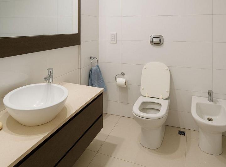 VENTA DEPARTAMENTO DOS AMBIENTES, EN AVELLANEDA 3