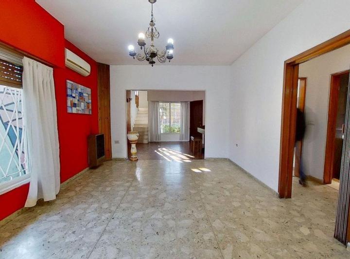 VENTA CASA 4 AMB CRUCE VARELA CON PARQUE Y COCHERA 1