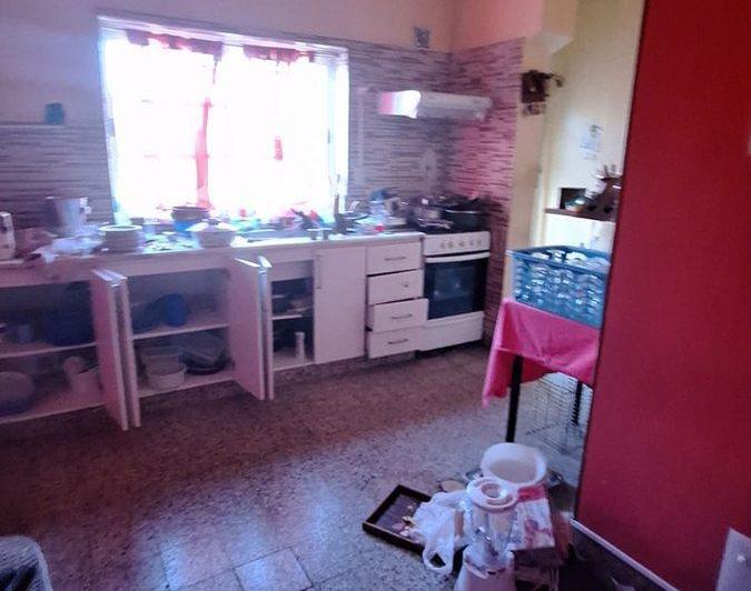 VENTA EN BLOQUE CON LOTE PROPIO Y DOBLE VIVIENDA 3