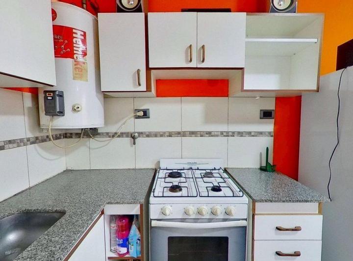 VENTA DEPTO 2 AMB CON PATIO  FCIO VARELA 5