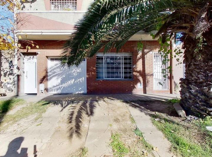 VENTA PH 5 AMBIENTES CON TERRAZA, COCHERA Y PATIO 2