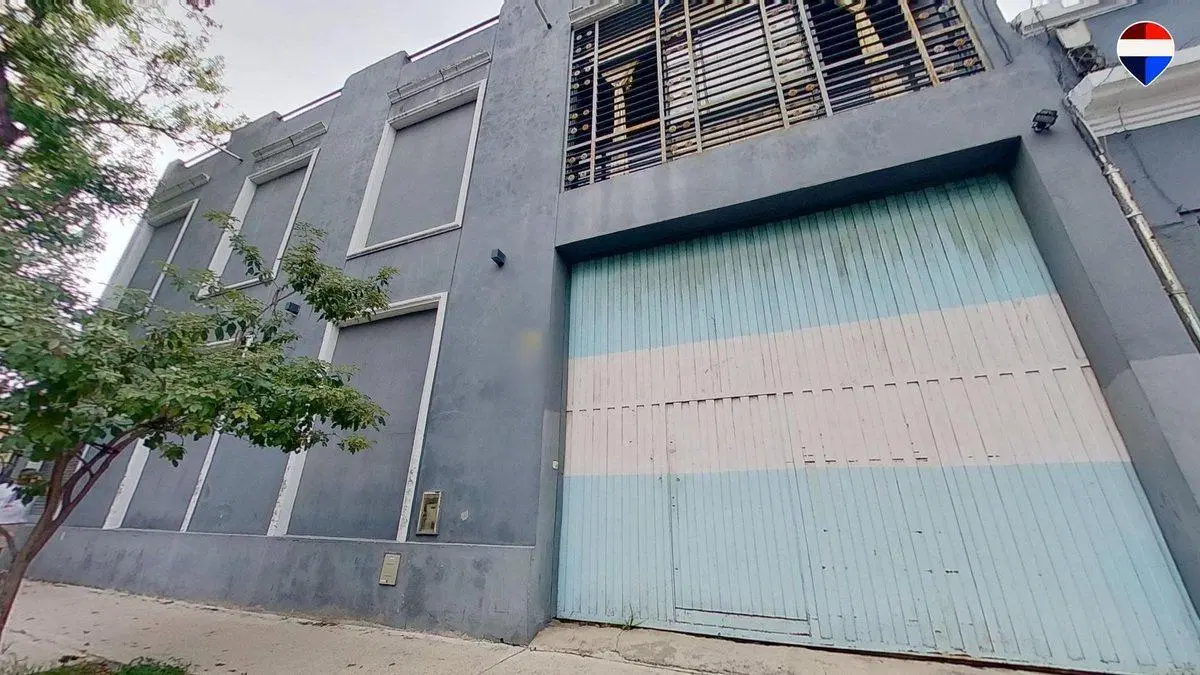 VENTA DEPÓSITO TIPO LOFT MULTIUSO EN BARRACAS 3