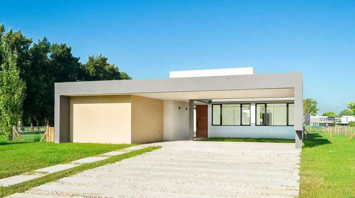 CASA 4 AMBIENTES EN VENTA LAGOS DE SAN ELISEO 2