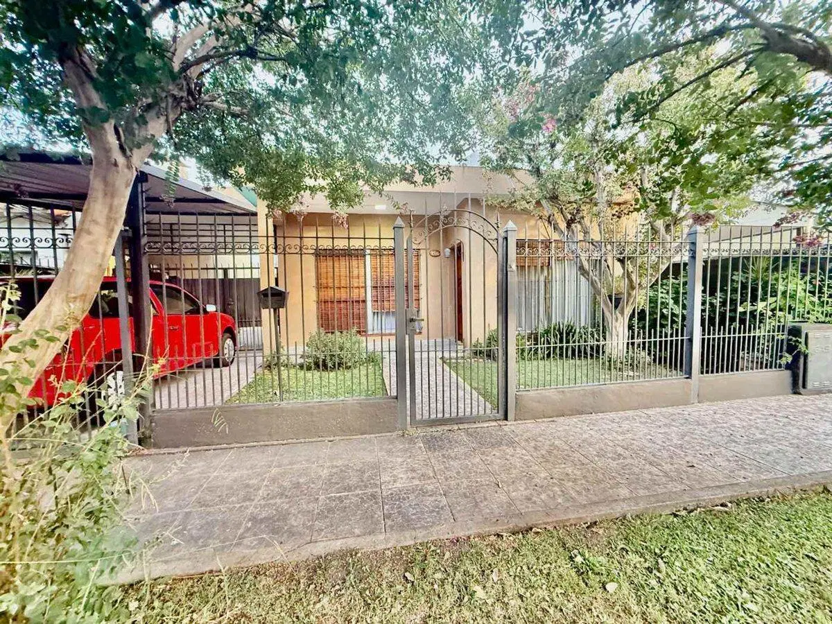 VENTA CASA 3AMB BURZACO 2