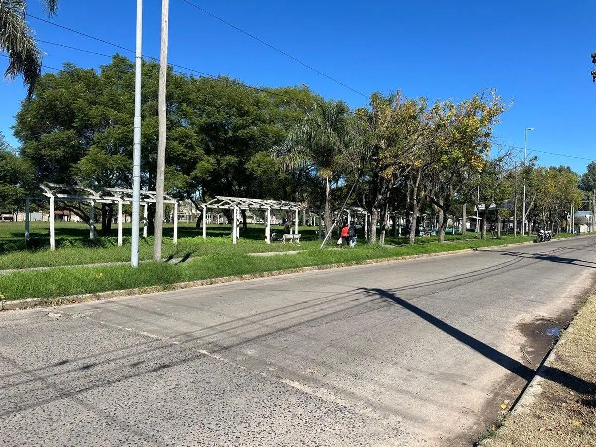 LOTE DE 197M2 EN VENTA, OPORTUNIDAD, QUILMES OESTE 4