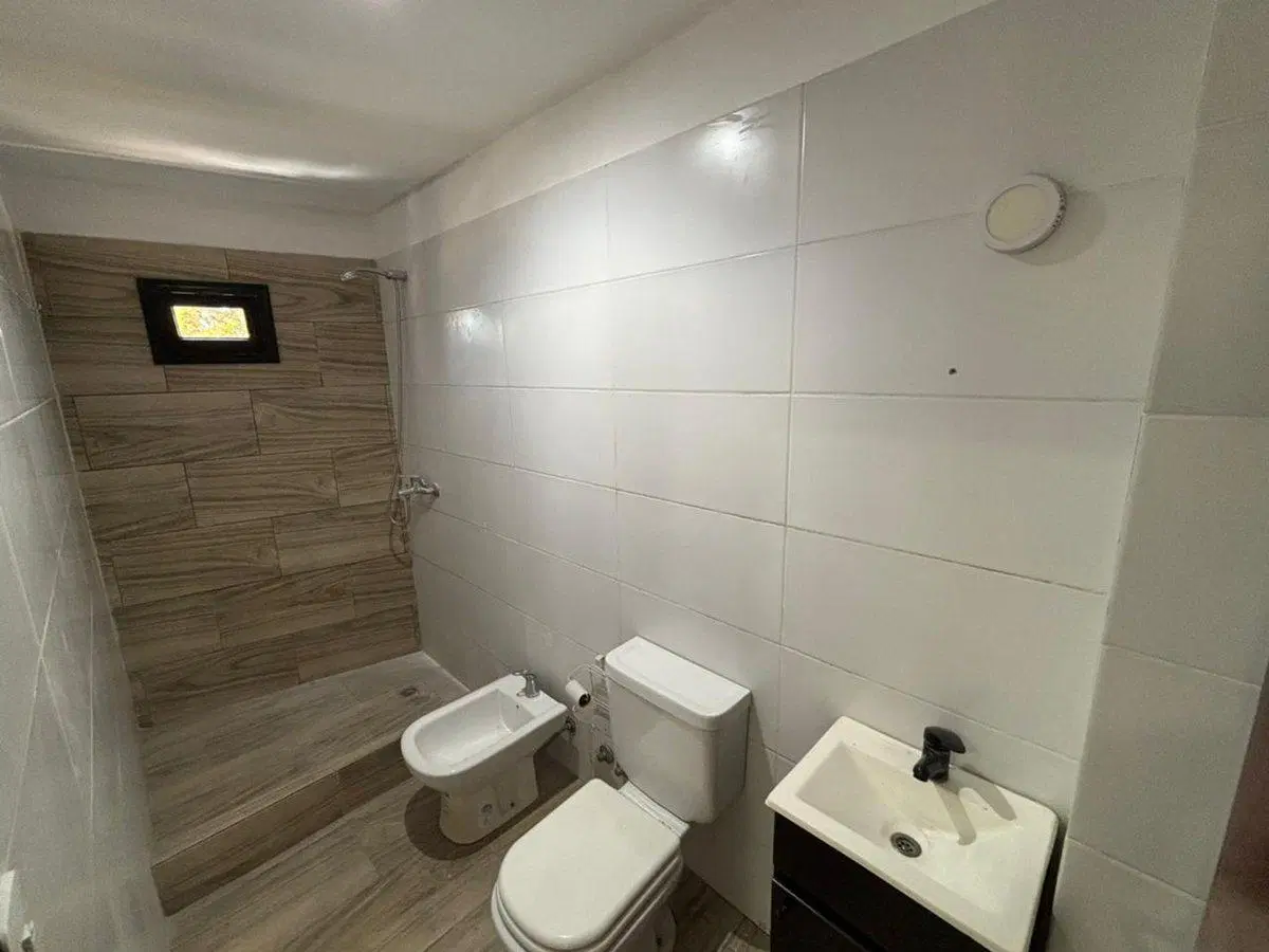 DEPTO 3 AMB CON BALCON  EN VENTA EN AVELLANEDA 5