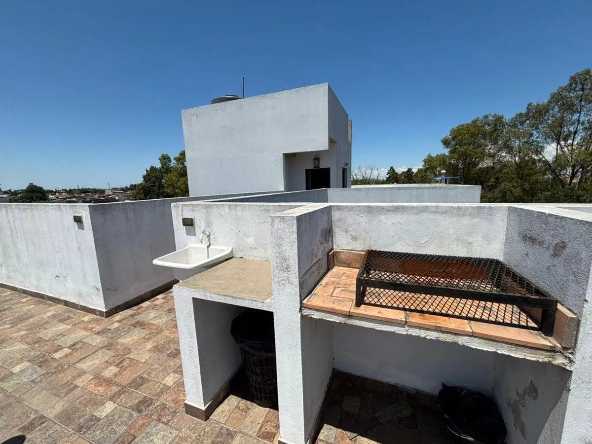 DEPTO 3 AMB CON BALCON  EN VENTA EN AVELLANEDA 3