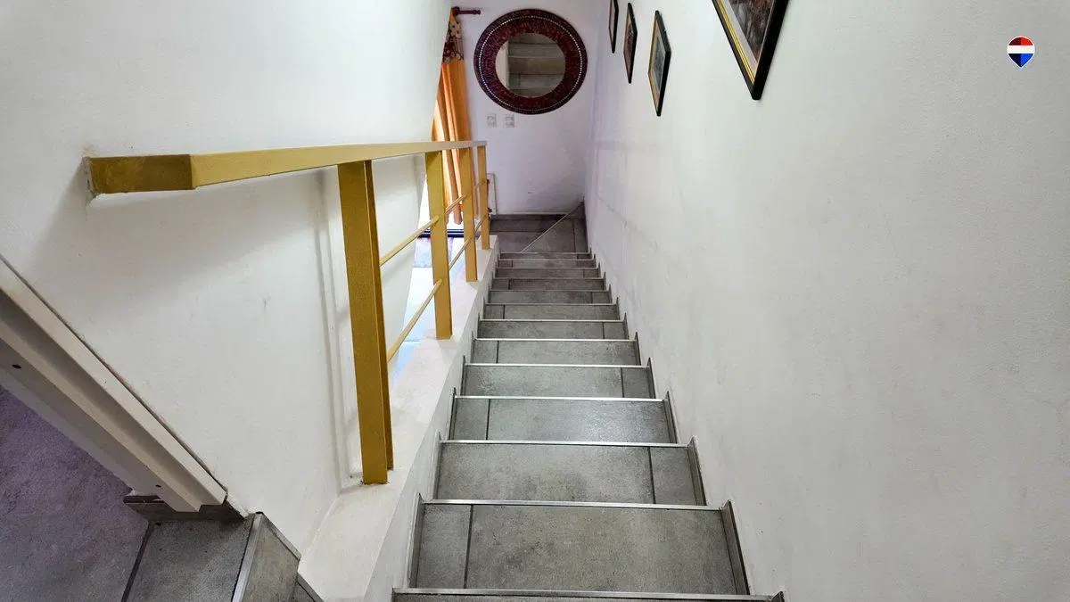 VENTA DEPARTAMENTO 3 AMBIENTES CON COCHERA QUILMES 5