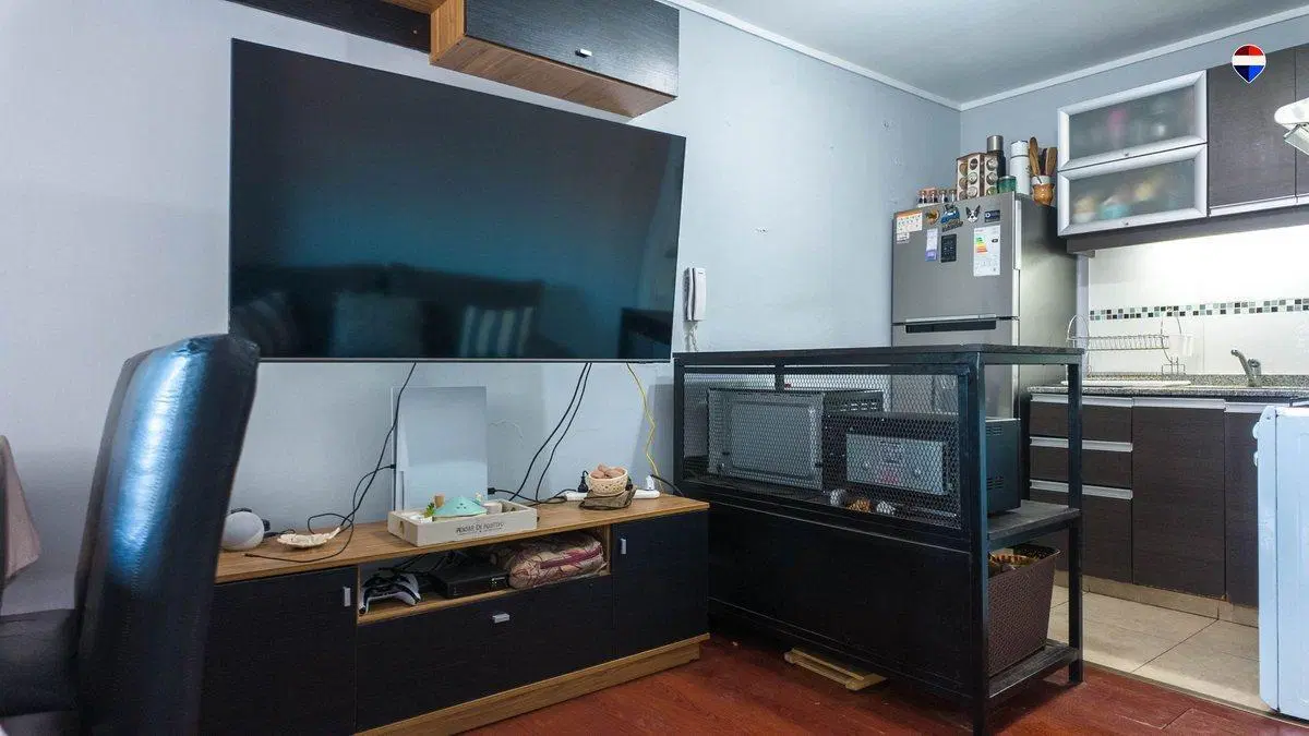 DEPTO 2 AMB EN VENTA EN BERAZATEGUI BALCON COCHERA 3