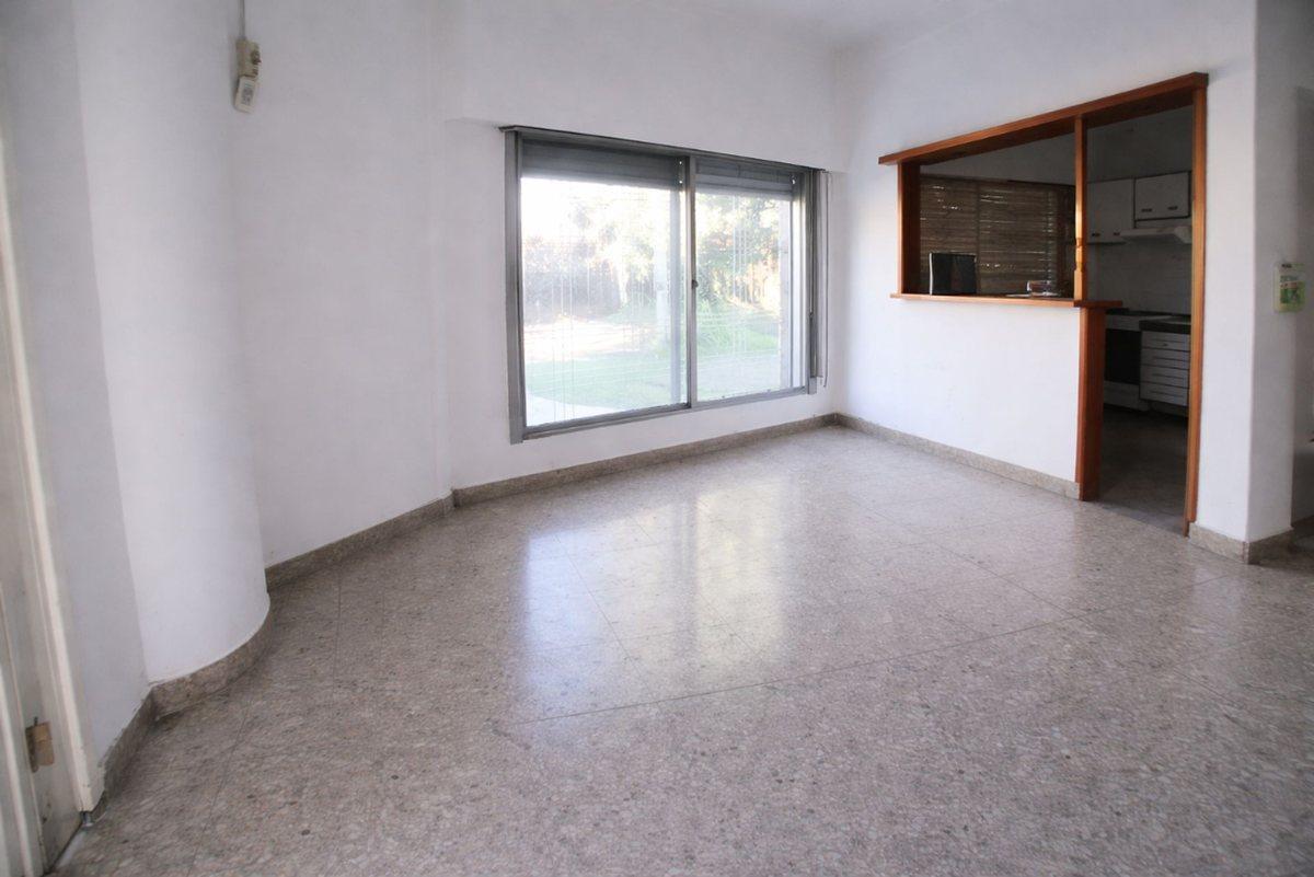 CASA 3AMB VENTA EN PINEYRO CON QUINCHO Y COCHERA