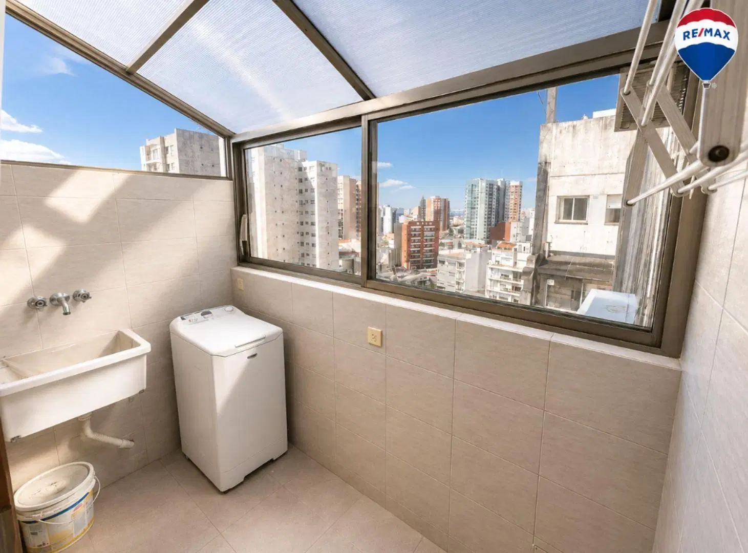 VENTA 2 AMBIENTES AVELLANEDA CENTRO 4