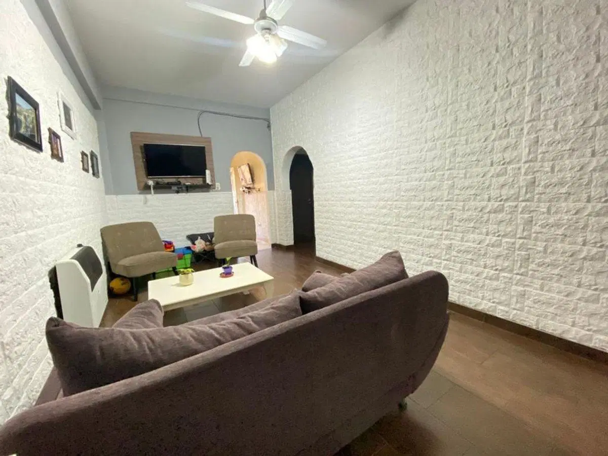 CASA 3 AMB EN VENTA EN SAN JUSTO PILETA COCHERA 5