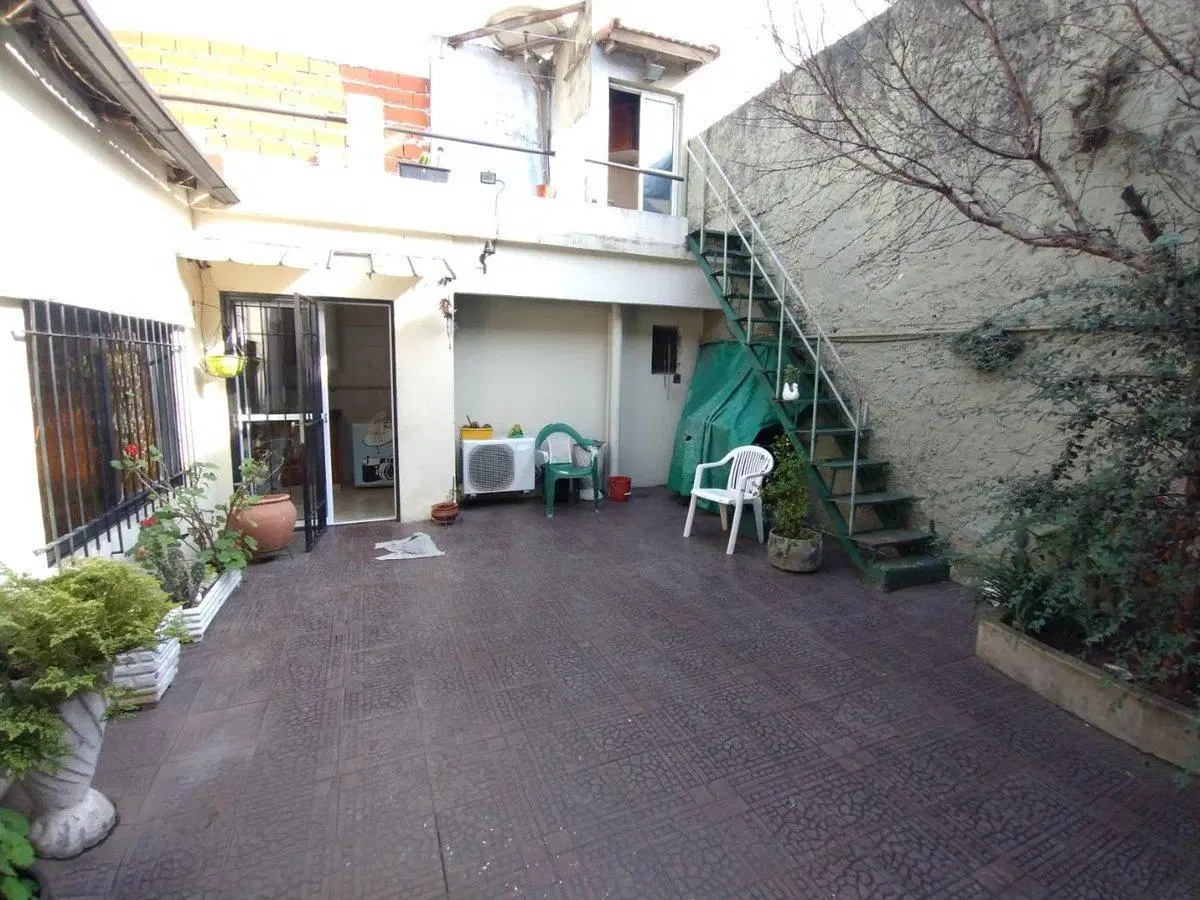 PH 3 AMB EN VENTA LANUS ESTE APTO CREDITO 2