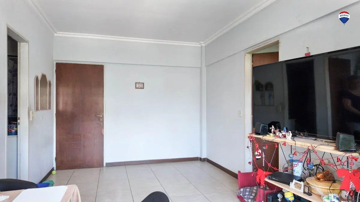 VENTA DEPARTAMENTO 2 AMBIENTES EN CRUCESITA. 2