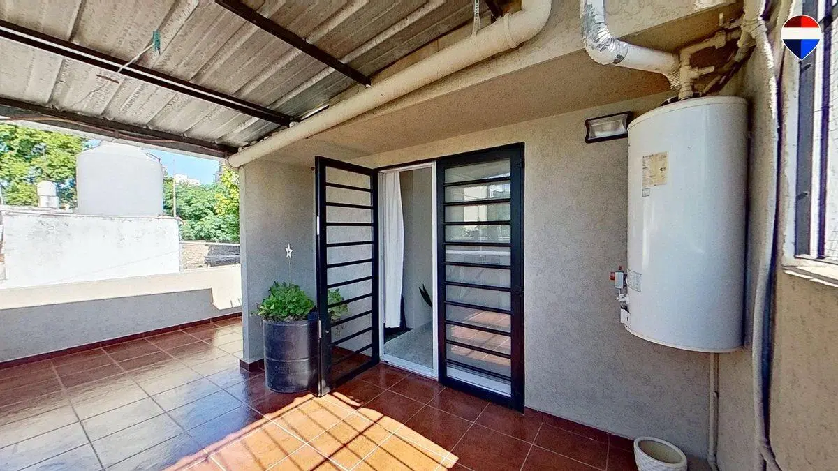 VENTA DPTO 3 AMB FCIO VARELA CENTRO CON  PATIO 5