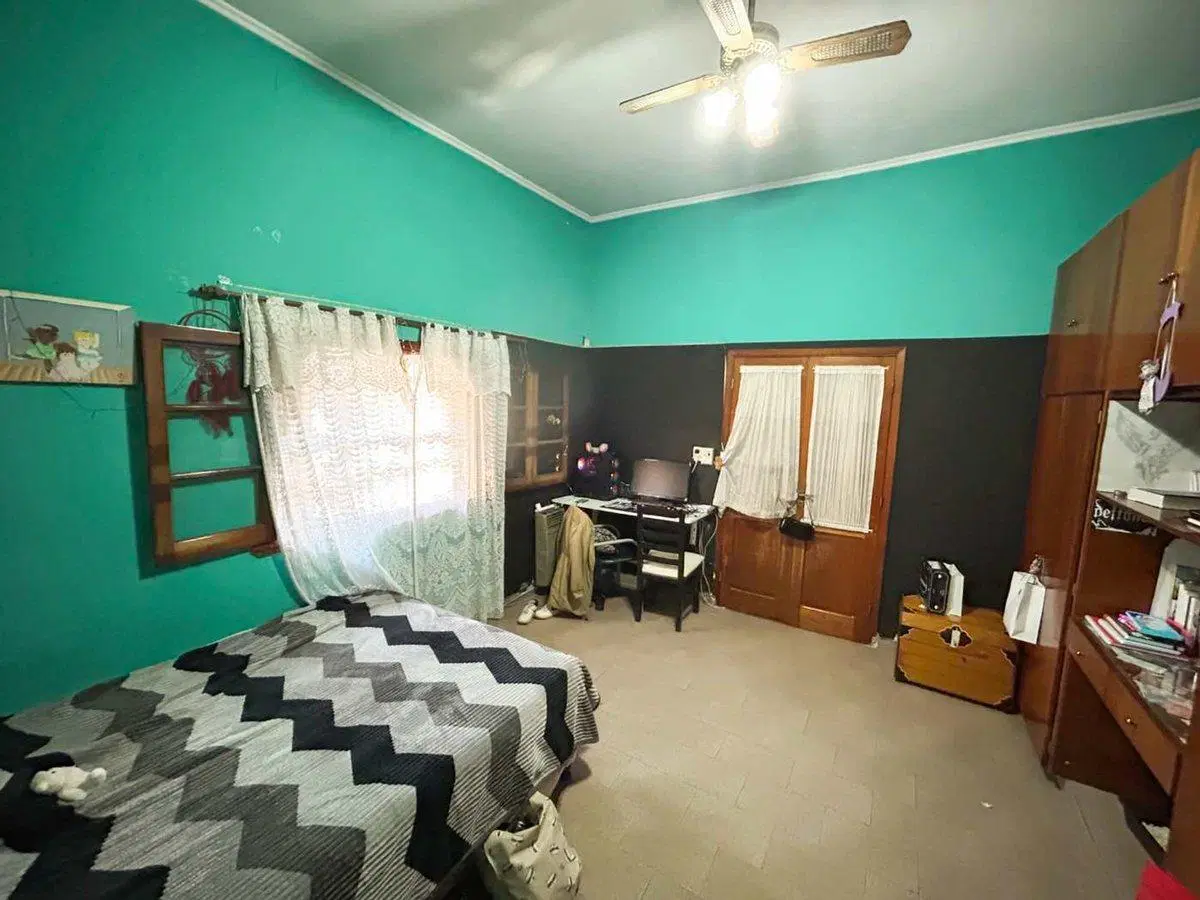 Casa 4 ambientes en venta en Sarandí 3