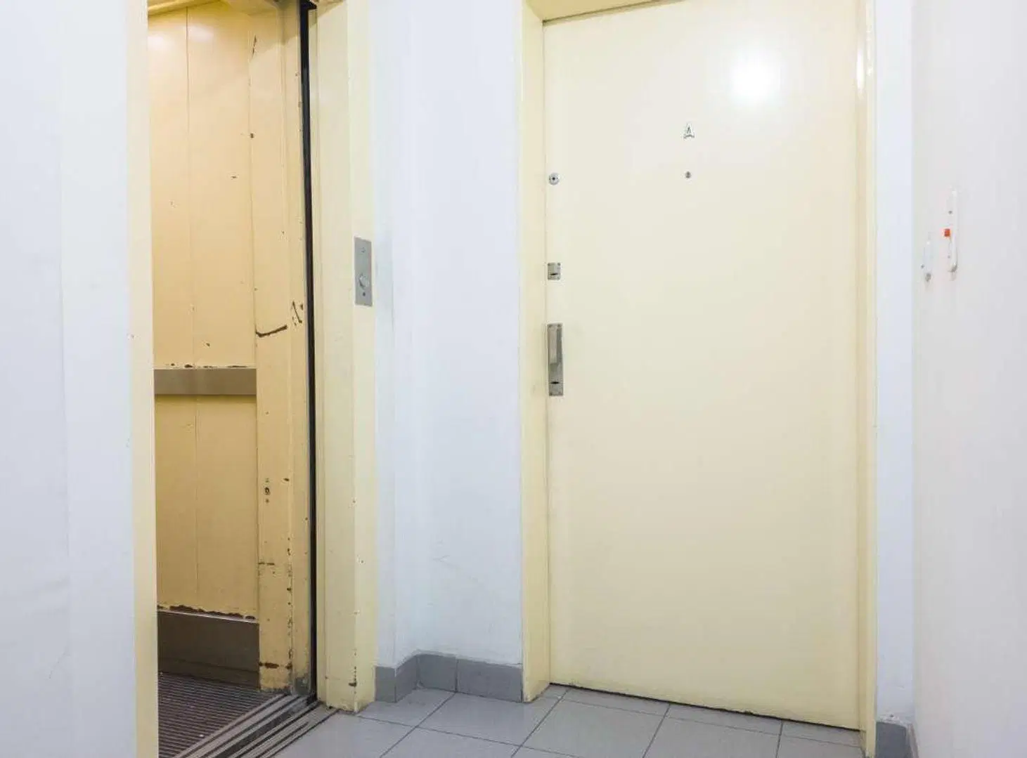 VENTA SEMIPISO 2 AMB AL FRENTE EN VILLA DOMINICO 3
