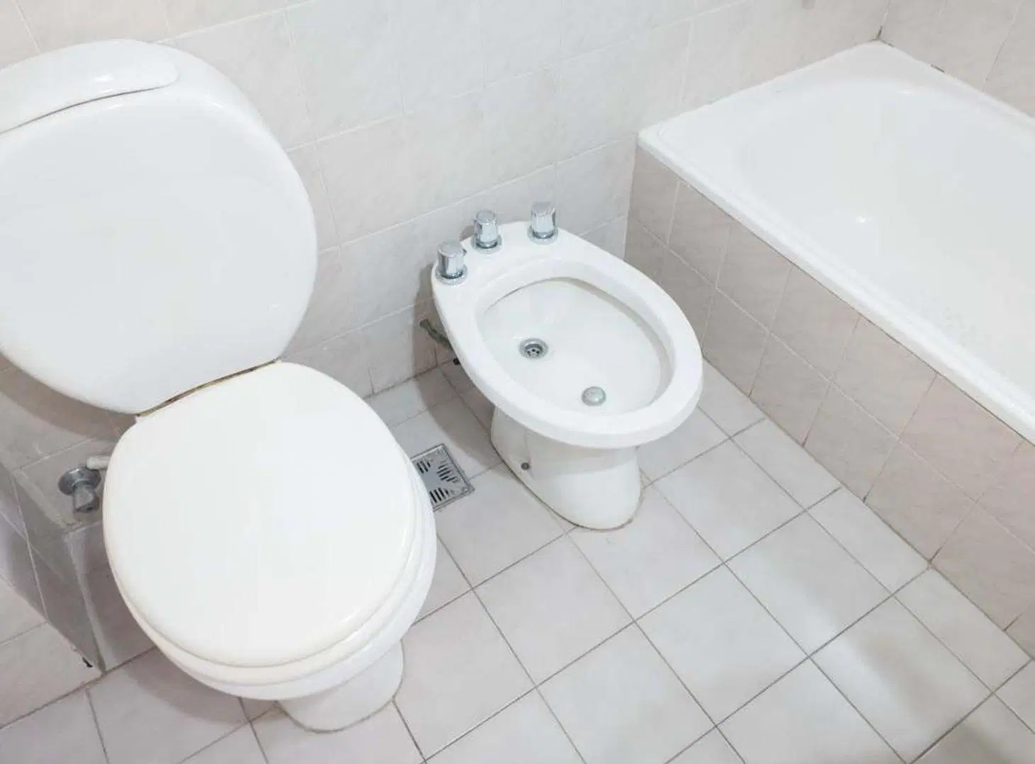 VENTA SEMIPISO 2 AMB AL FRENTE EN VILLA DOMINICO 5