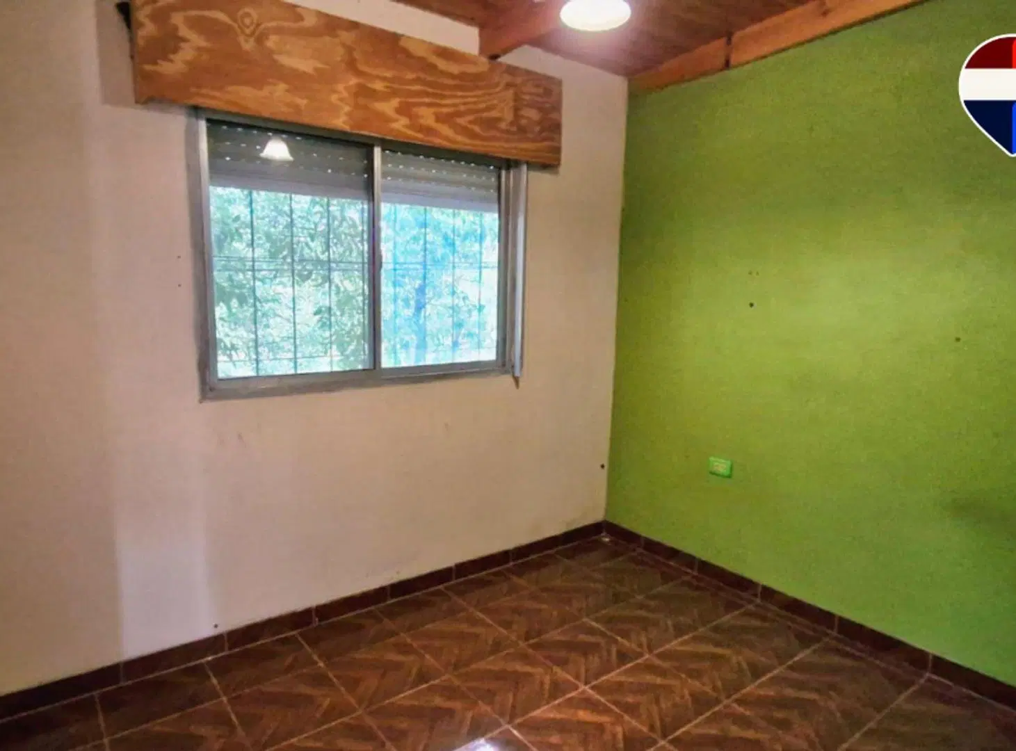 VENTA CASA MULTIFAMILIAR CON COCHERA EN 2 PLANTAS 4