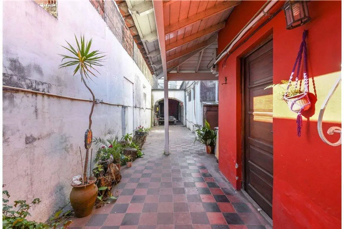 VENTA CASA 4 AMB QUILMES  JARDIN Y COCH APTO CRED 4