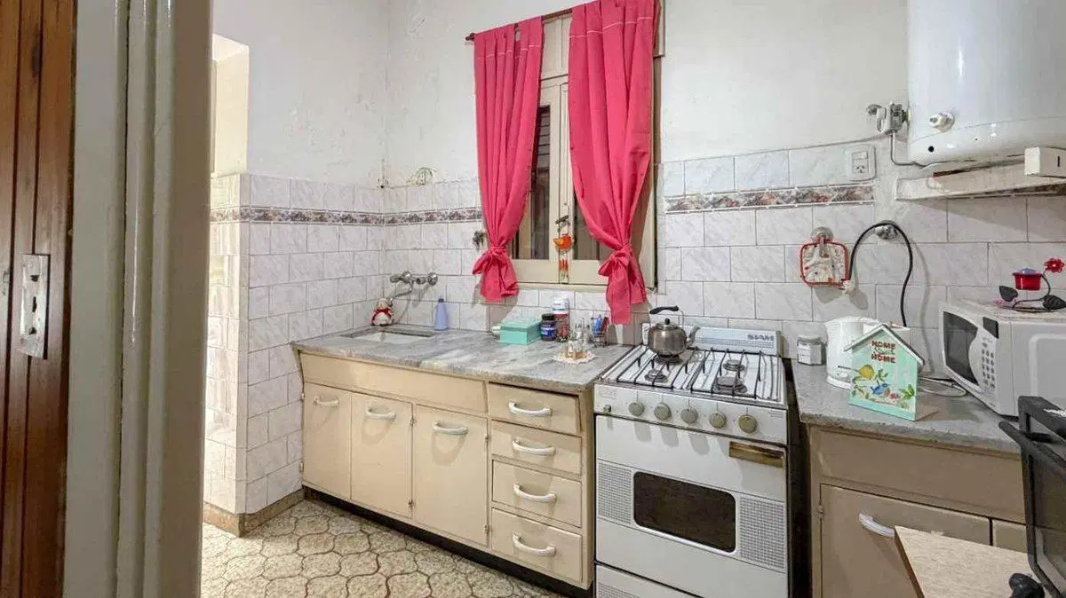 VENTA CASA 5AMB TEMPERLEY 5