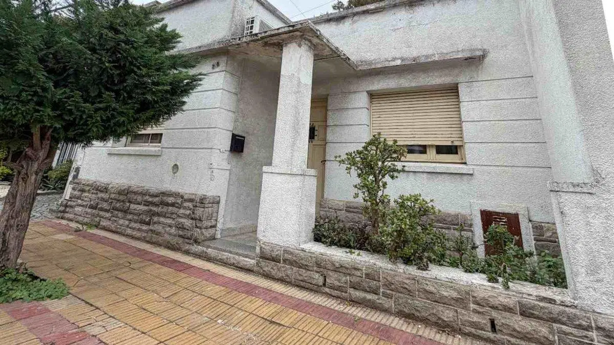 VENTA CASA 5AMB TEMPERLEY 4