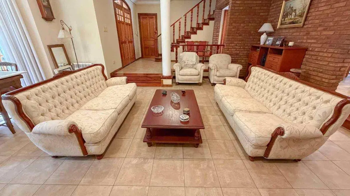 VENTA CASA 8AMB BURZACO 5