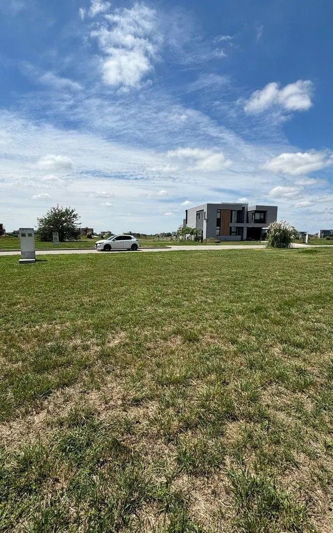 VENTA LOTE 764m2 SANTA CLARA AL SUR 4