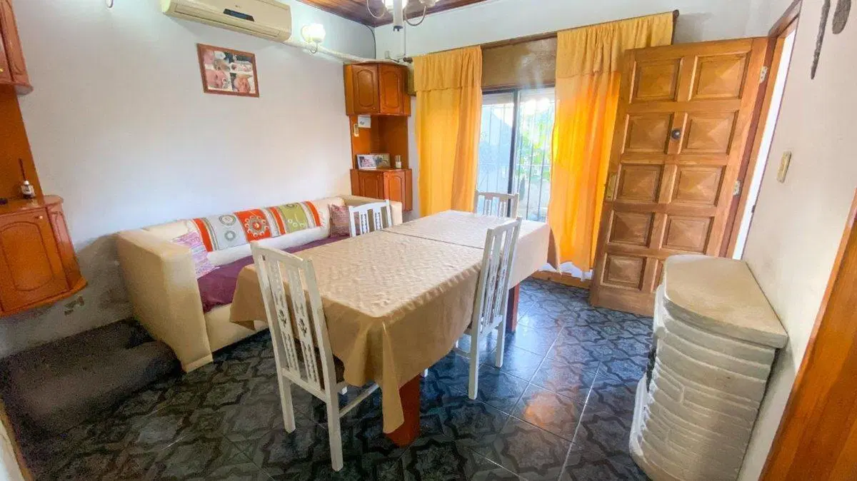 VENTA CASA MULTIFAMILIAR 6 AMBIENTES EN GUERNICA 4