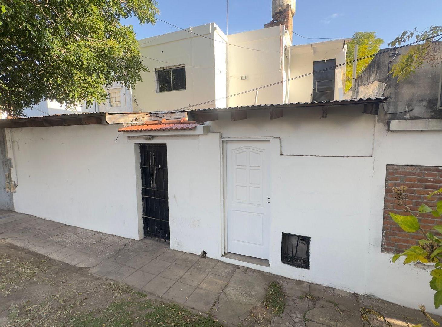 CASA MULTIFAMILIAR EN DOS PLANTAS