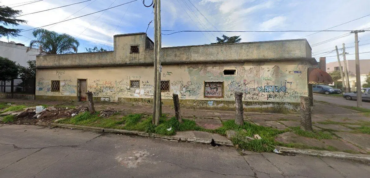 LOTE COMERCIO 280m2 VENTA IDEAL INVERSOR QUILMES 2