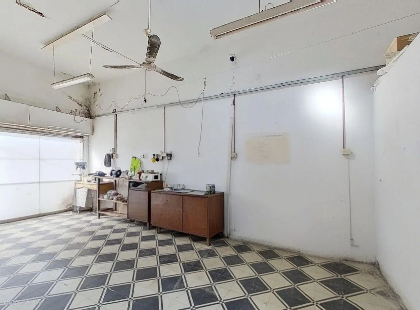 VENTA LOCALES COMERCIALES EZPELETA 4