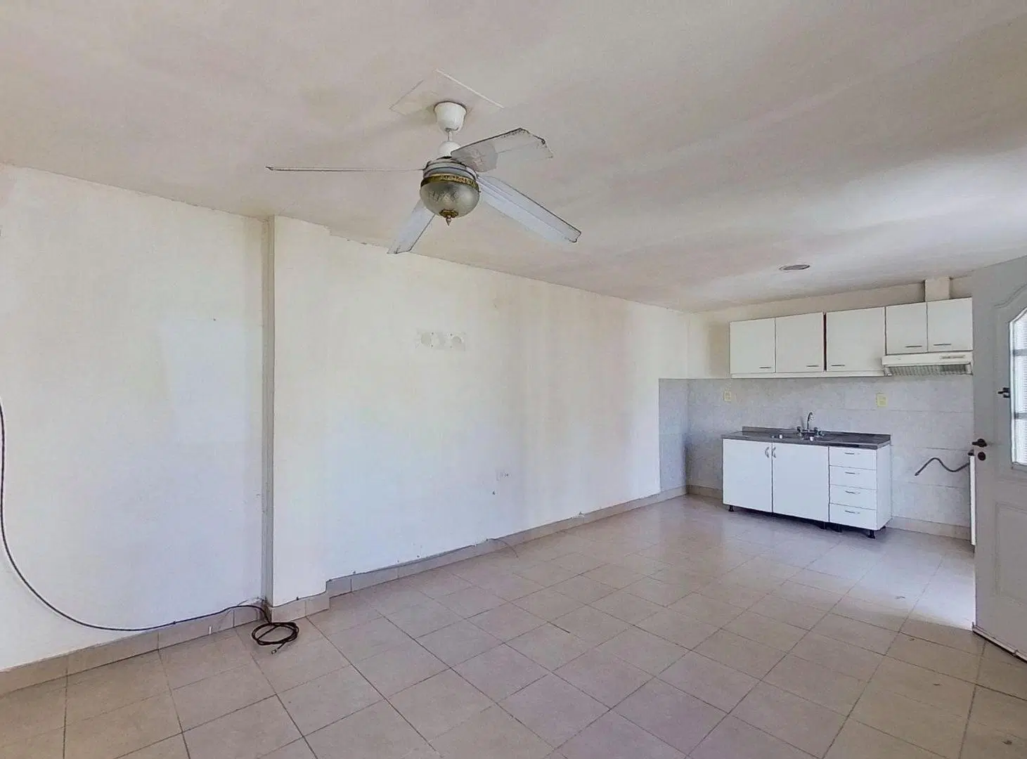 VENTA DE DEPTOS EN BLOCK CON GALPON 2