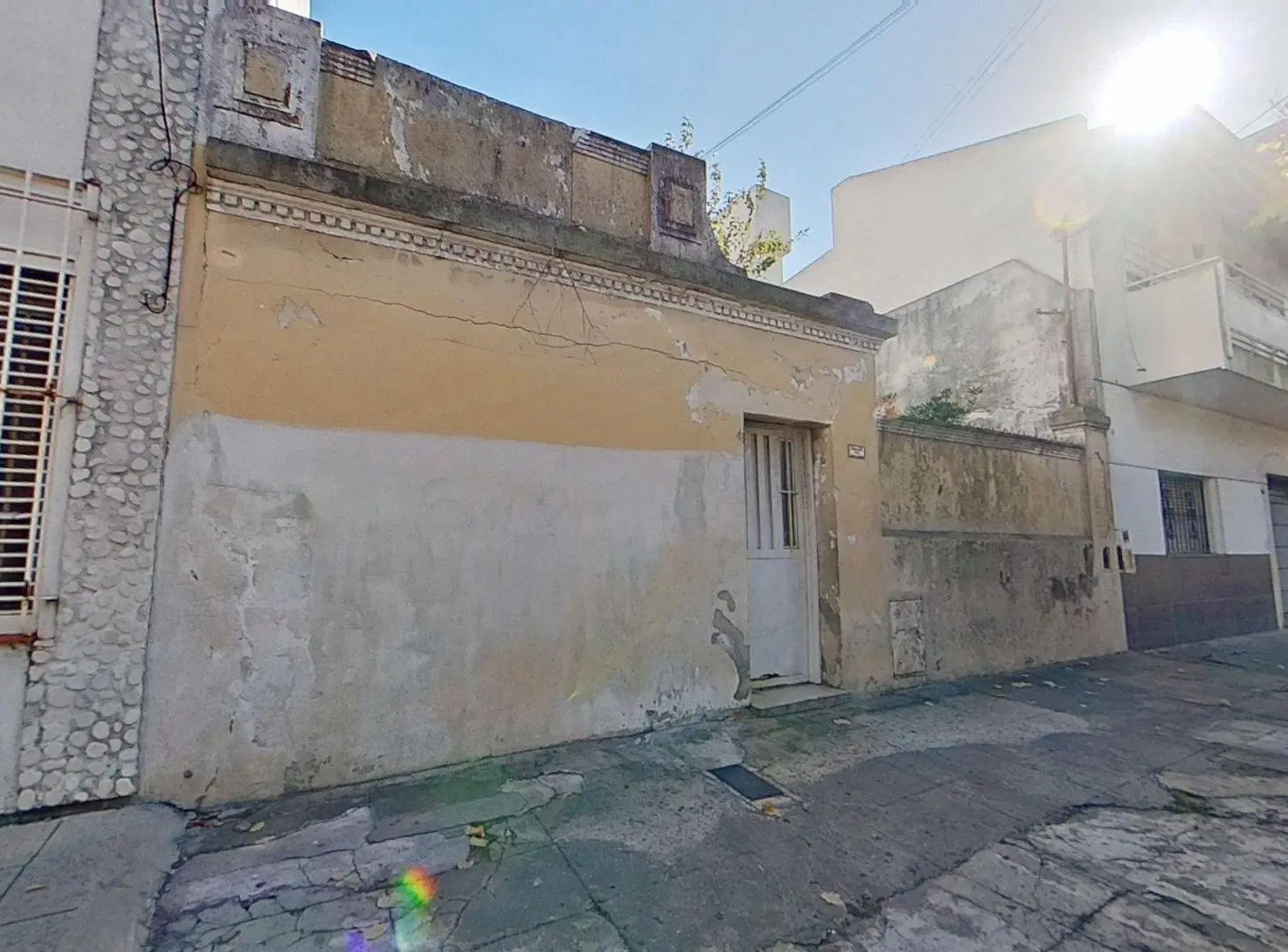VENTA Casa 3 ambientes Sarandí con patio, lavadero 5