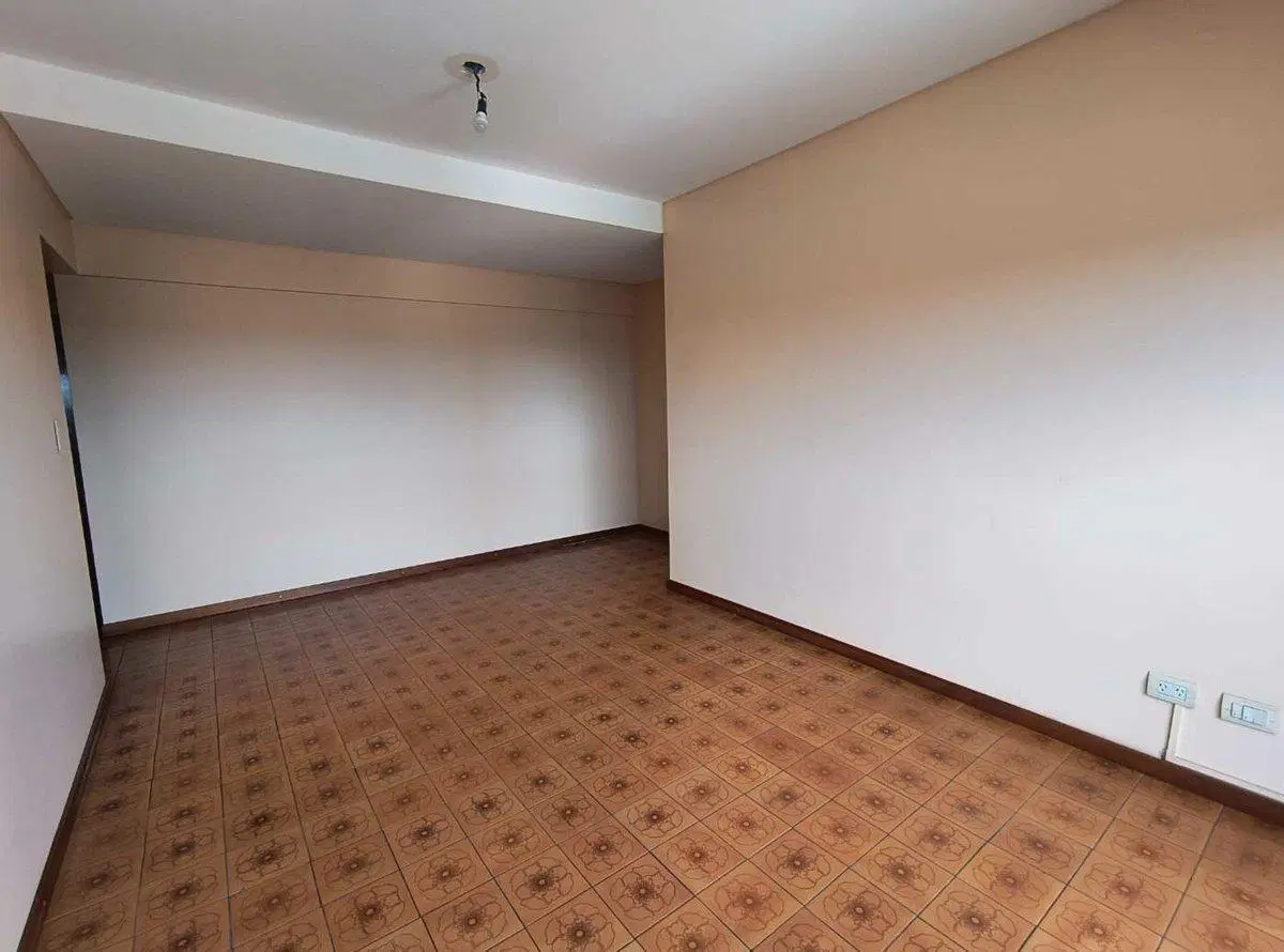 VENTA DEPARTAMENTO 2 AMB VARELA CENTRO 3
