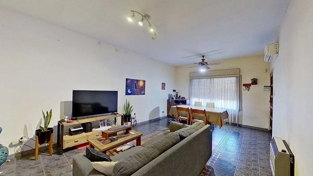 VENTA CASA 6 AMB V.DOMINICO CON PATIO Y GARAJE 3