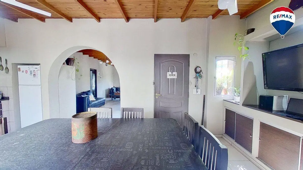 CASA 3 AMB TEMPERLEY COCHERA PILETA APTO CREDITO 5
