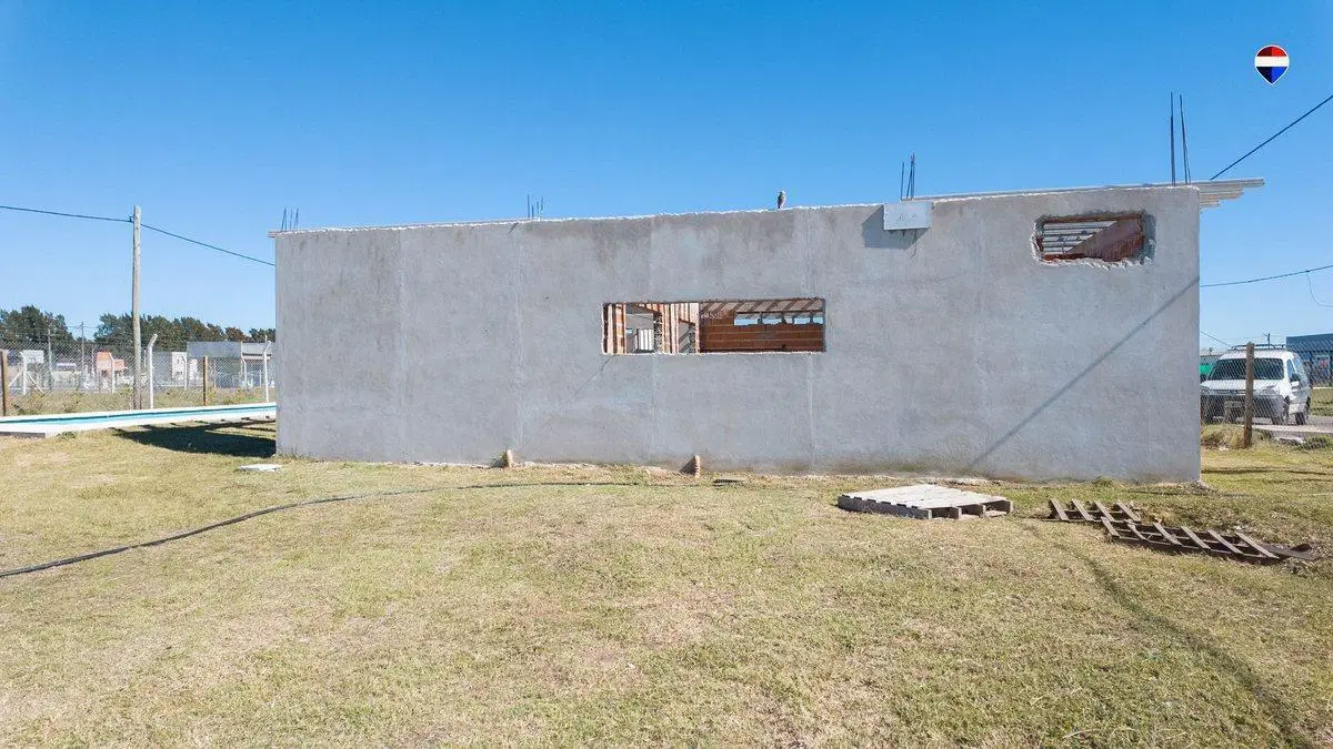 VENTA LOTE DOBLE 600 M2 CON PILETA + OBRA AVANZADA 4