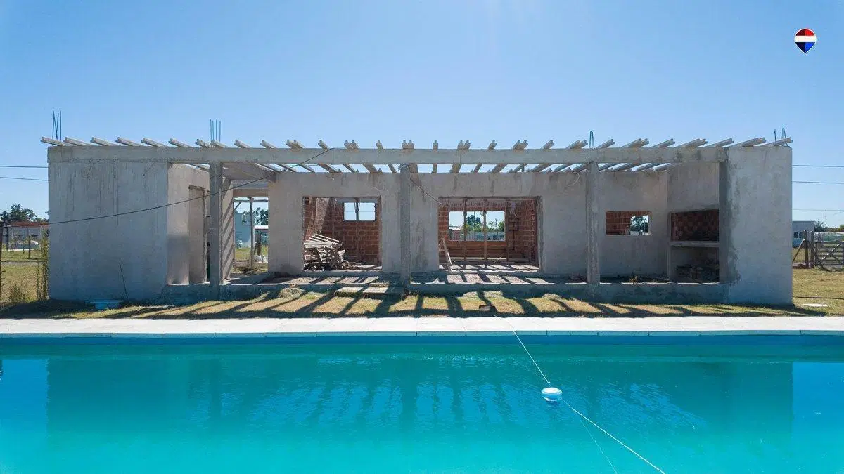 VENTA LOTE DOBLE 600 M2 CON PILETA + OBRA AVANZADA 2