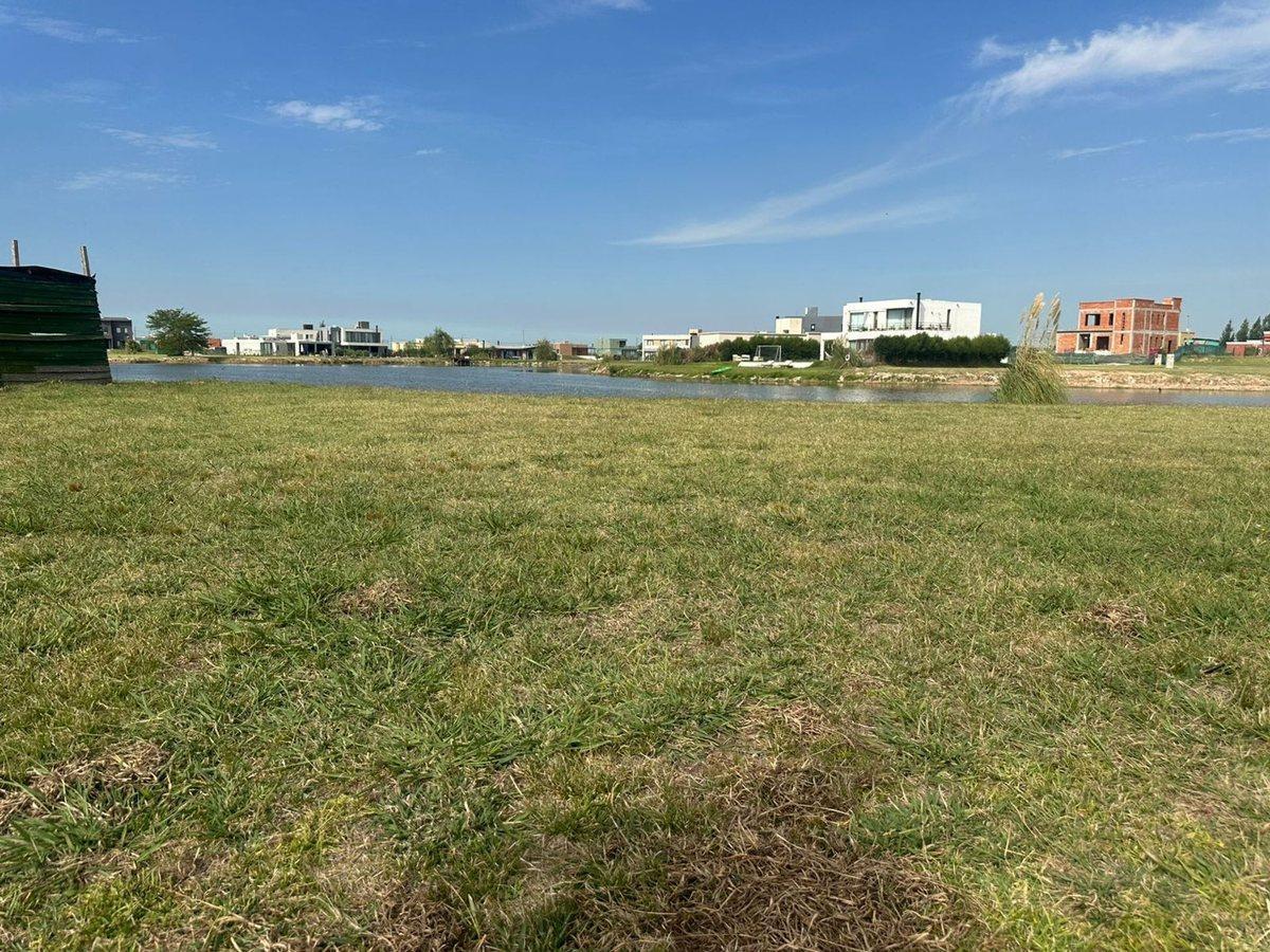 LOTE EN VENTA EN SANTA CLARA AL SUR