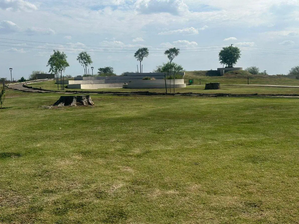 LOTE EN VENTA EN SANTA CLARA AL SUR 5