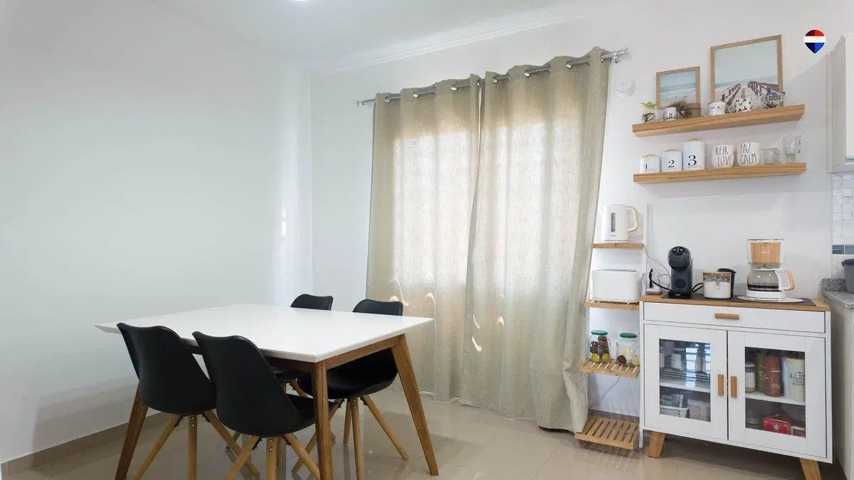 VENTA CASA TIPO TRIPLEX  DE 3 PISO CON COCHERA 8