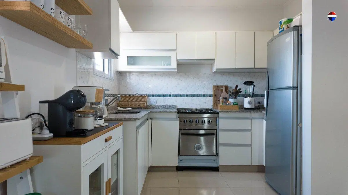 VENTA CASA TIPO TRIPLEX  DE 3 PISO CON COCHERA 3