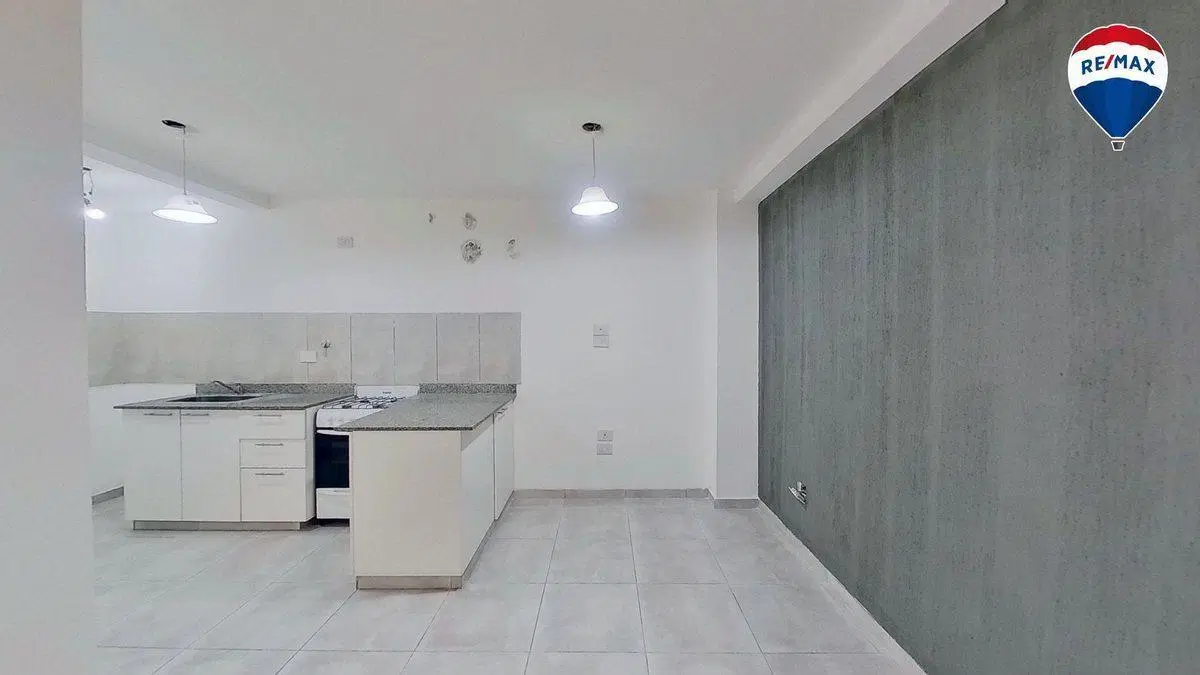 VENTA PH 3 AMB SARANDI PATIO 2