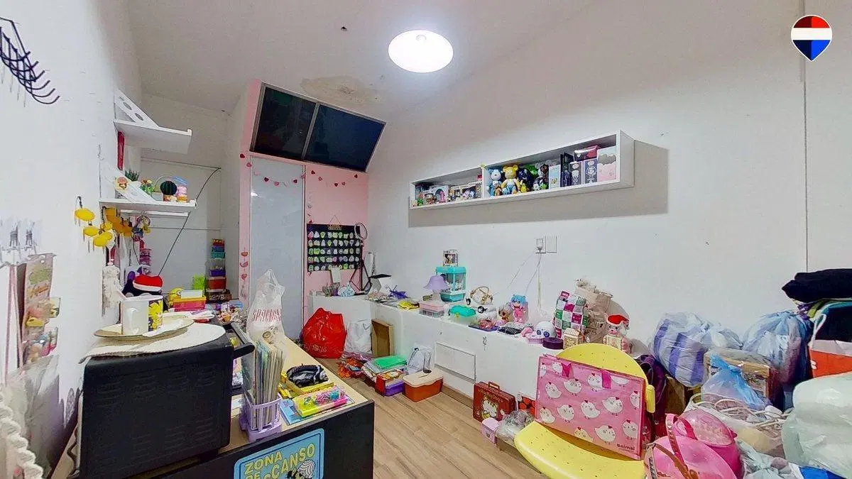 VENTA URGENTE LOCAL COMERCIAL MICROCENTRO 2