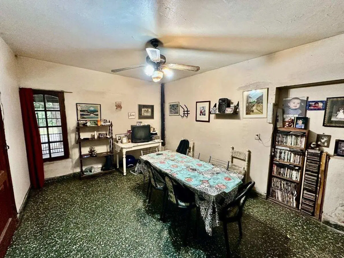 VENTA CASA 3 AMBIENTES QUILMES OESTE CON LOCAL 4