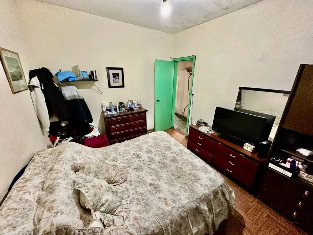 VENTA CASA 3 AMBIENTES QUILMES OESTE CON LOCAL 2